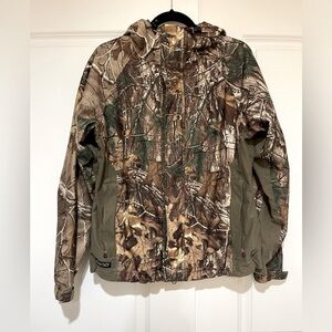Like new Gander Mountain guide series, hooded waterproof jacket